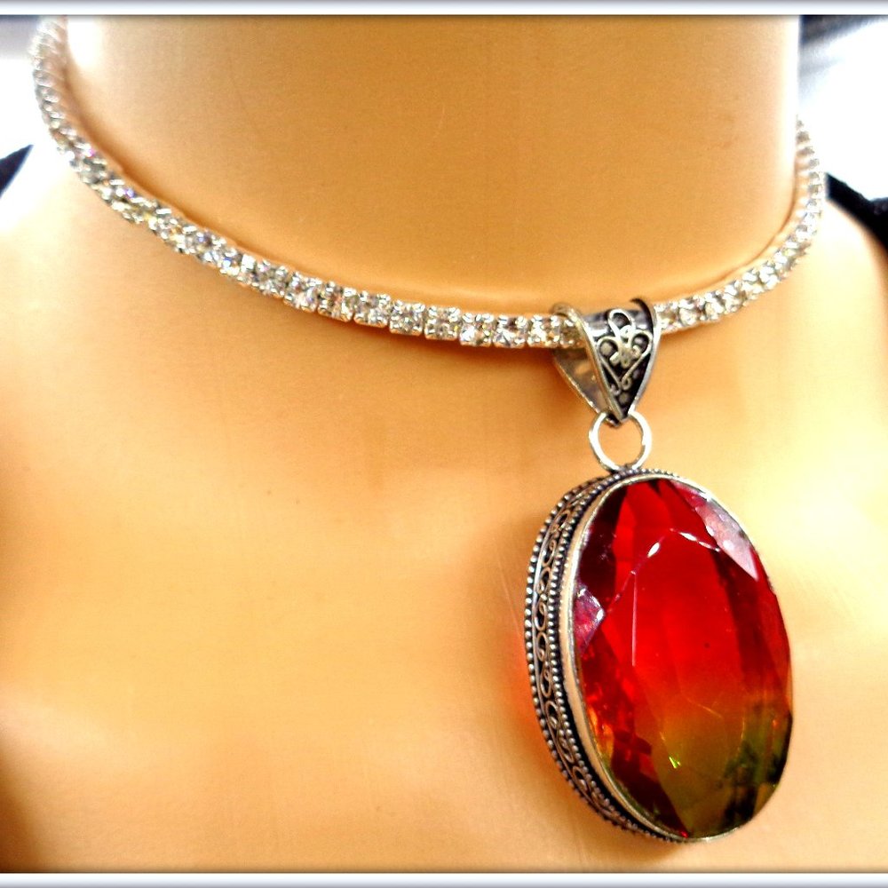 High Grade Handcrafted Oval Shape Multicolor Tour… - image 1